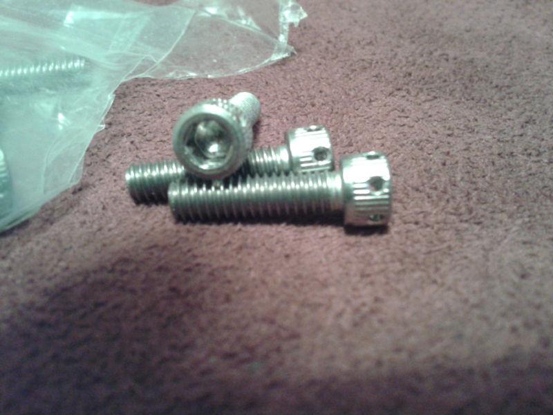 Screws nas1352608-h10 stainless drilled head bid for 121 pcs