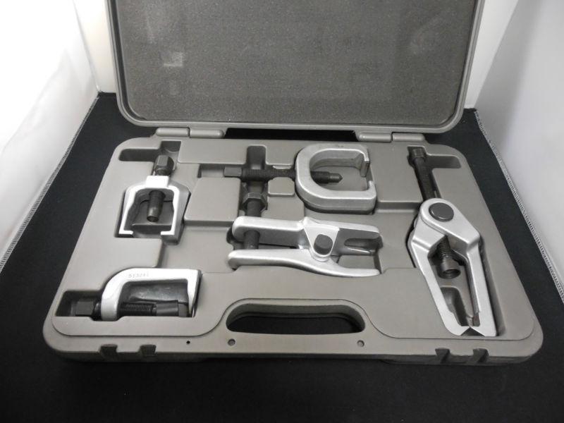 Cornwell 5 piece front end service set w/ carrying case & puller model #ow-6295