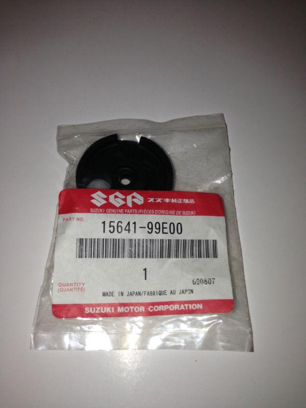 Suzuki fuel pump filter #15641-99e00 new in package + free shipping