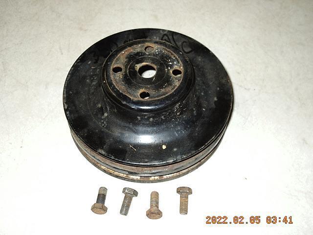 Pontiac 350 engine pulley water pump pulley fan pulley 