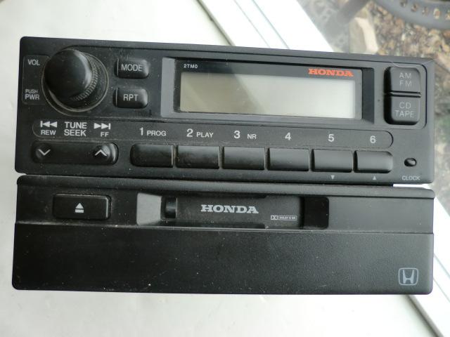 Vintage "honda" automobile radio, am/fm & cd player - s10a1 - japan