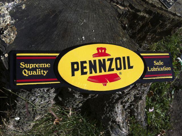 Vintage looking "pennzoil" service station sign,embossed metal gas/ oil,3d sign