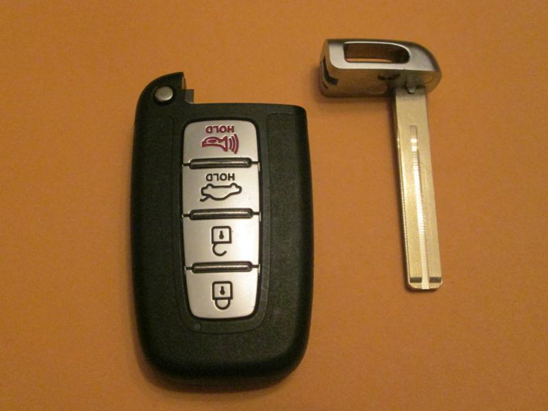 Hyundai sonata genesis oem keyless entry remote fob with uncut emergency key 