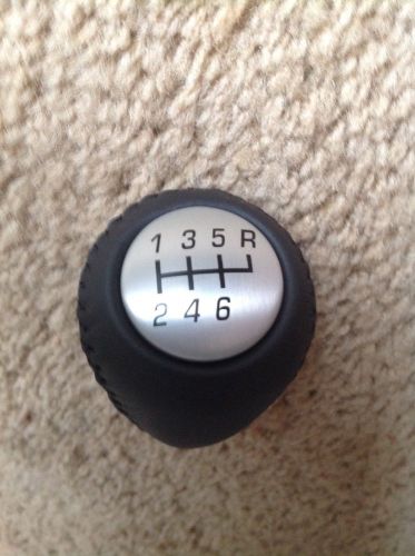Nos new 2003-2004 ford mustang cobra svt 6-speed leather shift knob