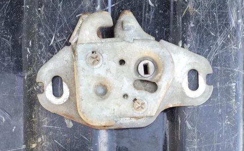Oem 1968-70 charger coronet roadrunner dart trunk lock latch