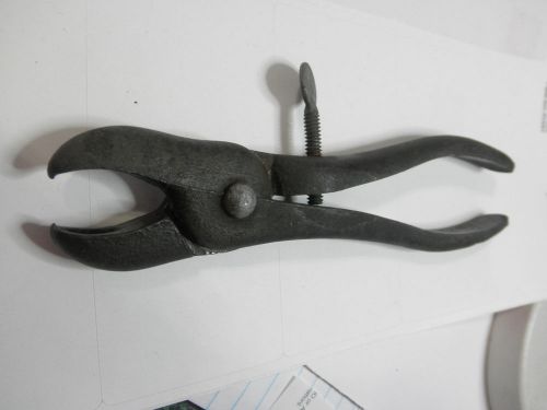 Hog ring pliers - upholstery - vintage -- useful- seat covers auto