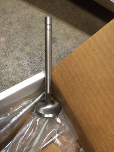 Small chevy exhaust valves