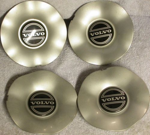 Four nice volvo 850 s70 v70 cetus hubcaps 15&#034; oem 9140405 wheel cover center cap