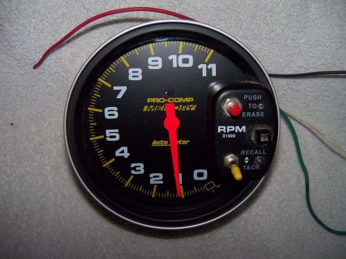 Auto meter 6811 11,000 rpm pro-comp 5&#034; monster memory tachometer excellent cond.
