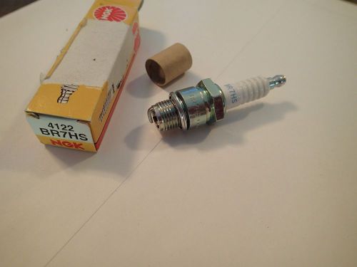 New ngk honda spark plug - br7hs