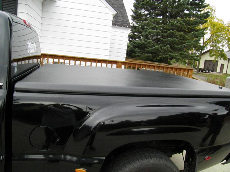 Undercover tonneau cover for 6.5' pickup bed