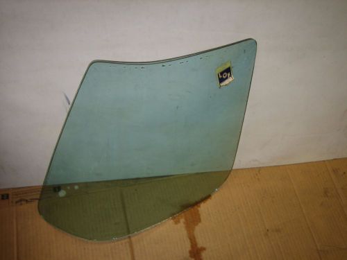 Chevrolet corvette 1963 split window rear glass l. side nos  tempered lof (3181)