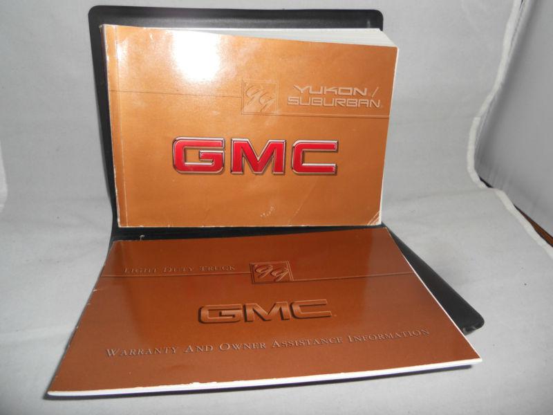 (1) 1999 gmc yukon/suburban  owner manual with case