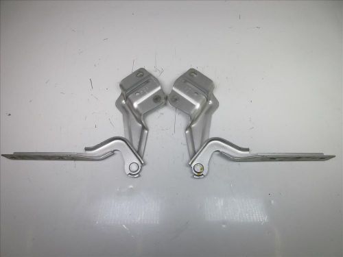 Hood hinges 5c6823301a/302a vw jetta 11-17 mk6 mk7 reflex silver la7w