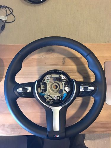 Bmw f30 m performance steering wheel like new 320 328 f20