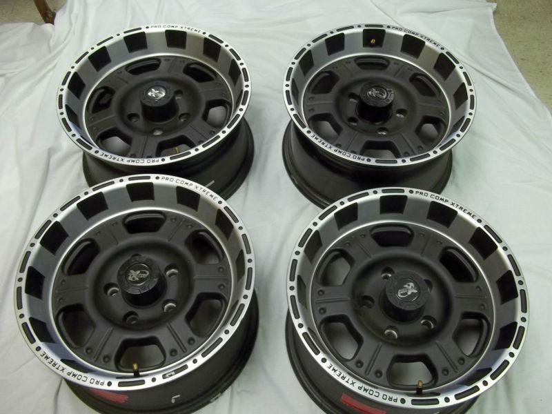 16 x 8 pro comp xtreme wheels 