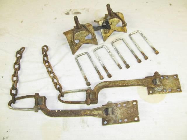 Nice complete set of vintage heavy duty camper trailer stabilizer sway arm hitch
