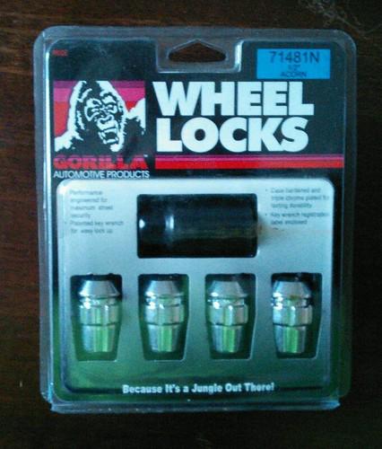 New gorilla 71481n chrome wheel locks 1/2" acorn lock kit 
