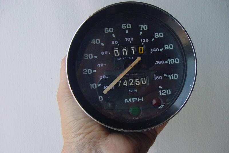 Oe smiths speedometer gauge triumph 1500 1975-80 mph + kph