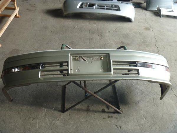 Toyota crown 1995 front bumper assembly [3010100]