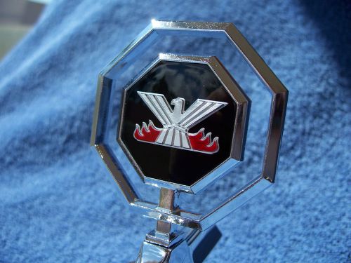 1977 1978 1979 pontiac phoenix hood ornament header emblem nos! oem gm