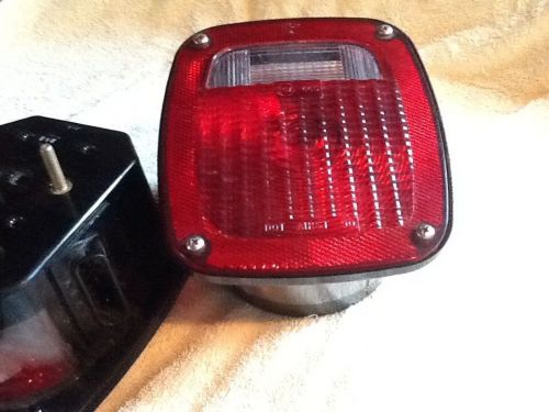 Taillight assembly ,pm 445, plug in design