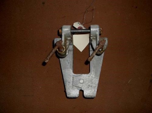 D3a910 1946 evinrude zephyr bracket clamp from model 4404