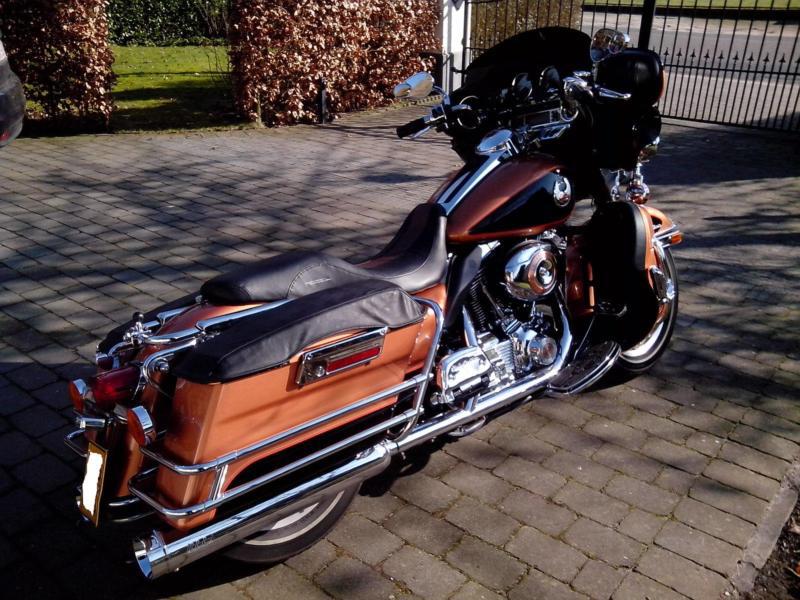 Hard saddlebags lid covers for harley davidson touring 