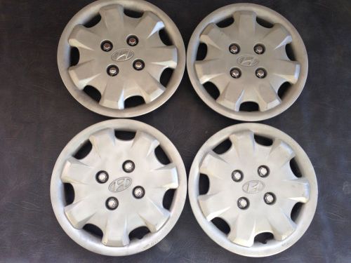 Hubcaps wheel covers set: 1999-2000 hyundai sonata 14&#034; (set)