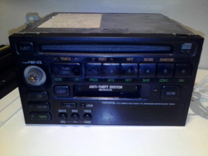 Toyota  1993 camry radio cd cassette player factory oem *   86120-33110 (16804)