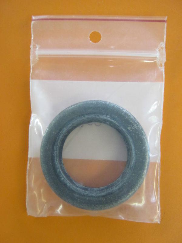 Mercury quicksilver 26-32511 d/s housing gear chamber oil seal- made by mercury 