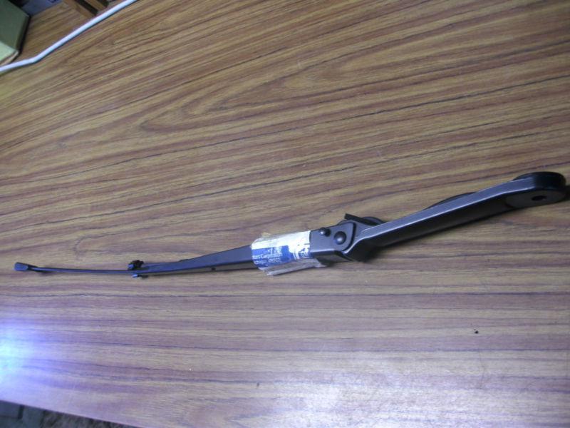New right front wiper arm oem 22093570