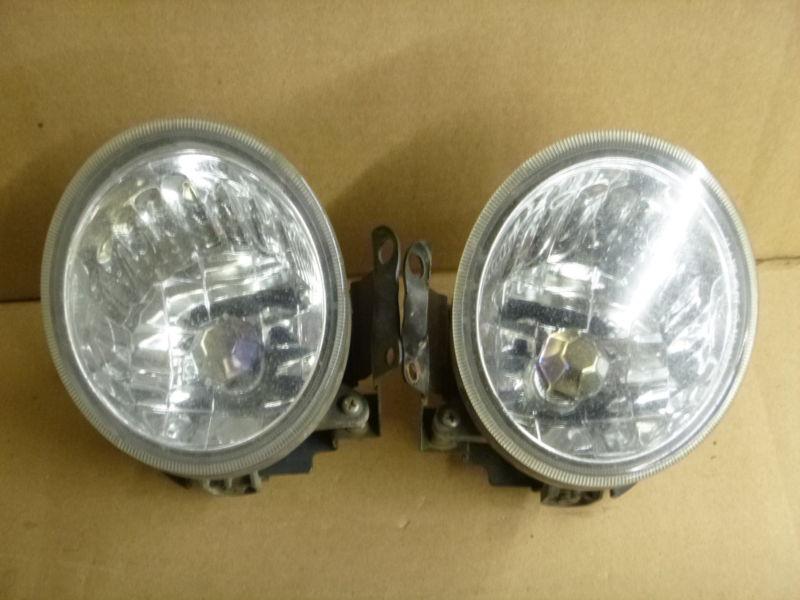 2005 subaru forester fog lights (oem) used 1 pair used