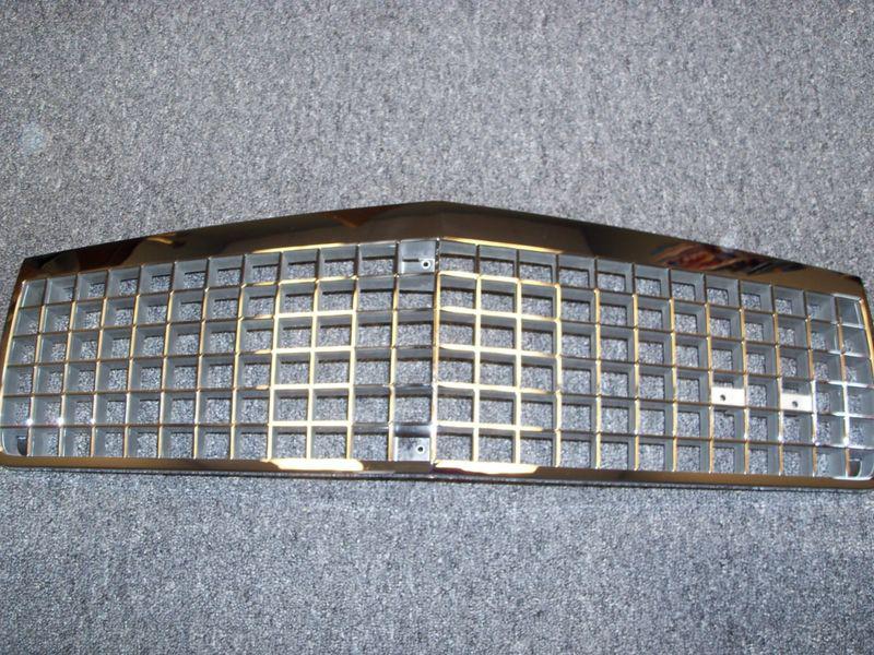 1989-1990 new oem cadillac deville chrome grille 25531909