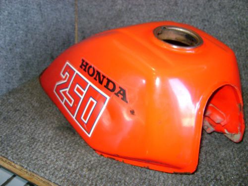 Honda oem gas fuel petro tank atc250r atc250 atc 250 250r 1981-1982 175a1-961