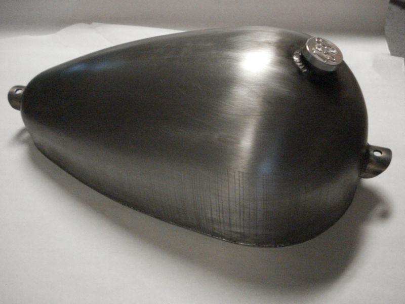 138 cycle fabrication macabre gas tank