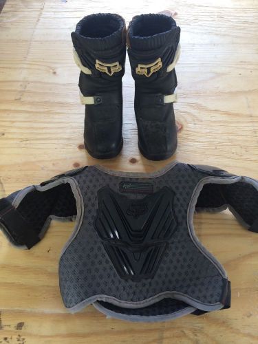 Fox racing boots youth size 11k with small chest protector