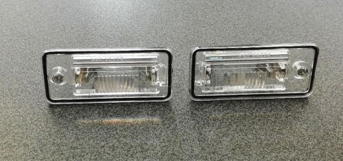Audi licence plate light left and right 8e0943021b, 8e0943022b