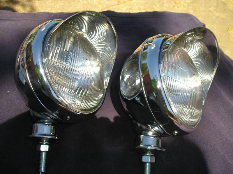 New pair of 12-volt vintage style driving lights with visors !