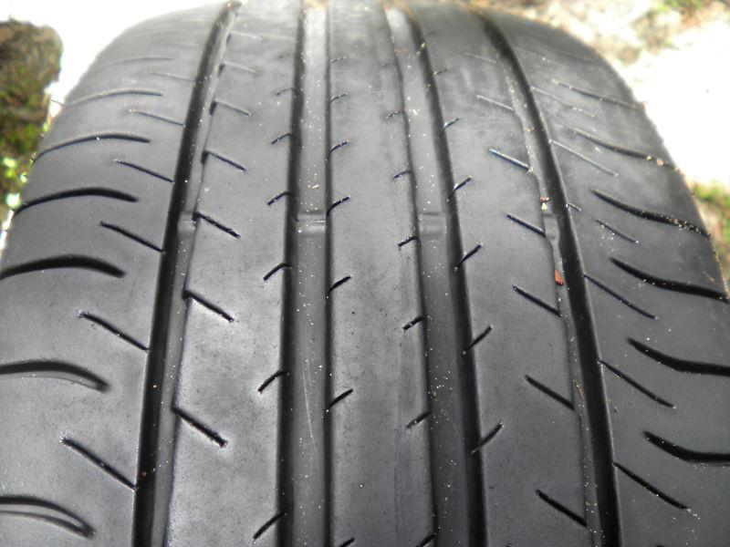 1 - dunlop sp sport maxx 050 tire - 235 40 19 - 85% caii t0 buy @ $130