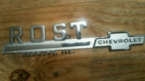 Rost chevrolet--hammond ill.-- metal  dealer emblem car  vintage