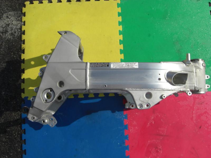 Stock frame main chassis straight tl1000r tl1000 tlr tl 1000 98 99 00 01 02 03 