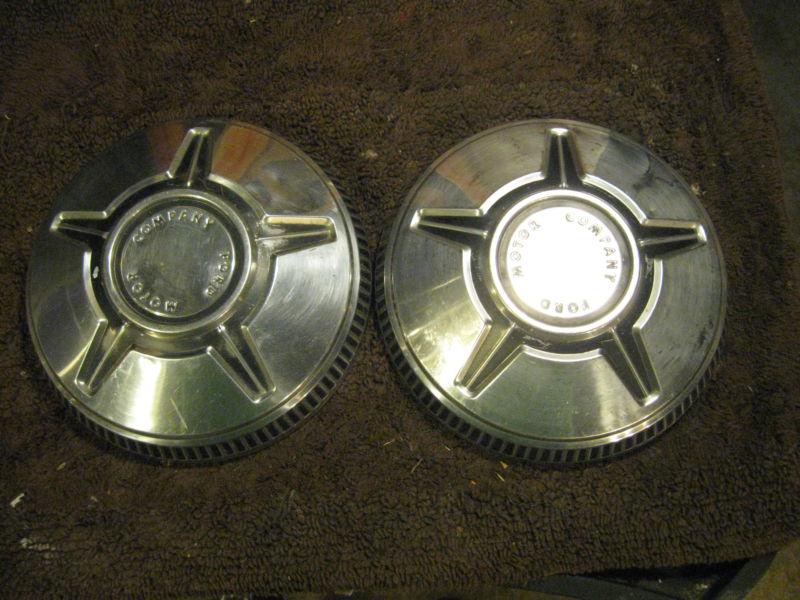 1971- 73 ford 10.5" dog dish hubcaps 