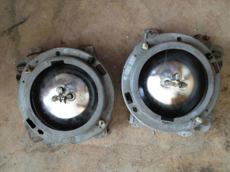 Vanagon rounded head lights assembly ome