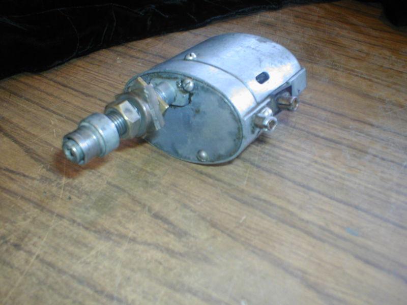 Windshield wiper motor 6 volt american made by bosch dodge , chevy , ford truck 