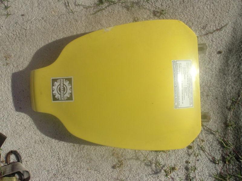 Sea-doo 800 xp 951 xp-limited rear access hatch cover 