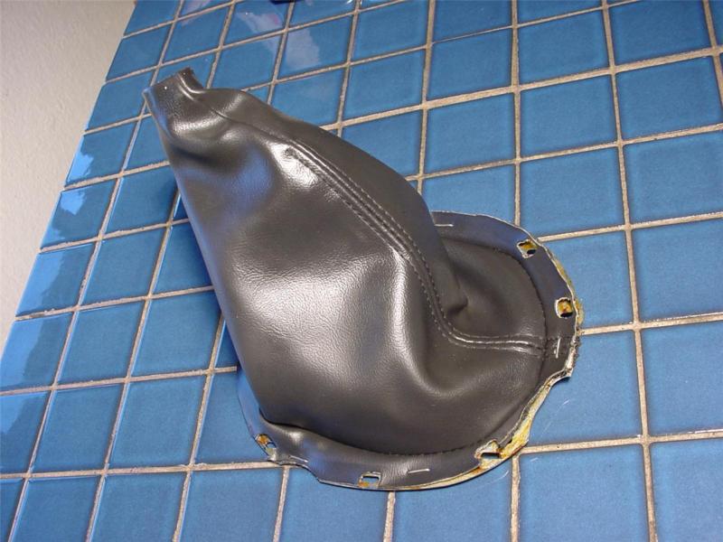 01 02 03 04 mustang center console shifter boot cover parchment color vinyl nice