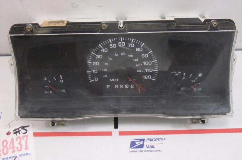 Speedometer instrument cluster lincoln town car 2000 2001 oem