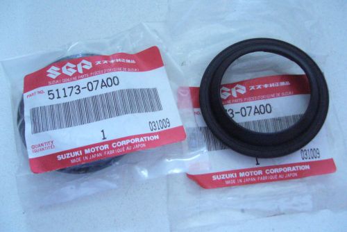 Dust seal front suspention madura gv700 1985 #51173-07a00