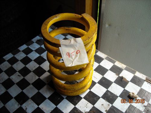Circle track coil spring
